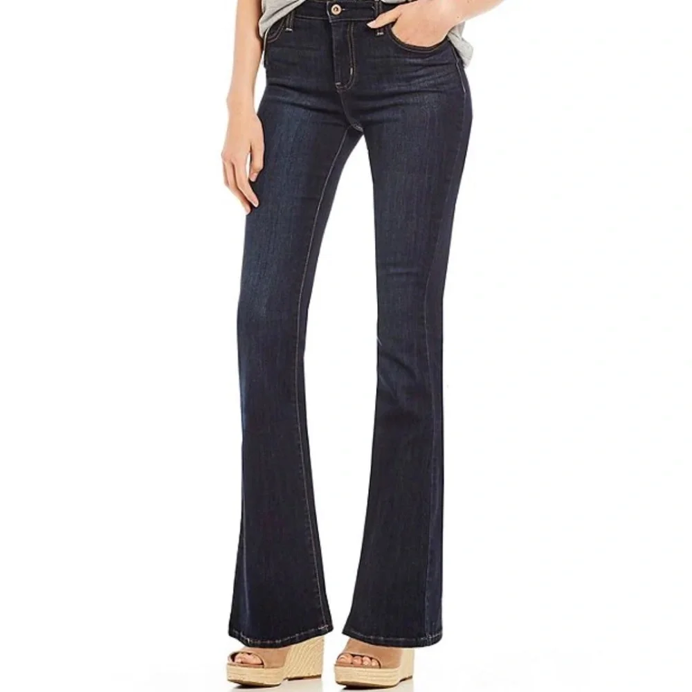 Jessica Simpson High Rise Jeans - Picture 3 of 9